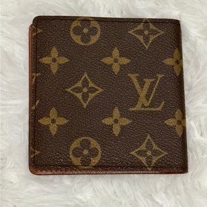 Louis Vuitton Monogram Bifold Wallet